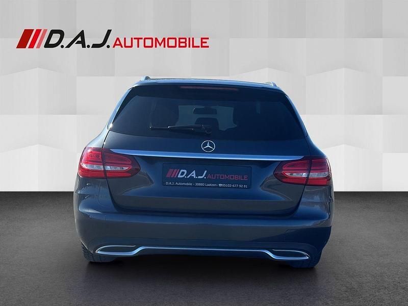 Gebraucht Mercedes C220 Avantgarde 170 PS (125 kW) 2014 Grau Kombi