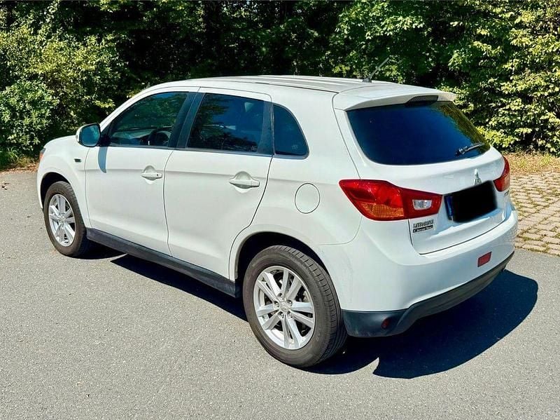 Weiß Gebraucht 2014 Mitsubishi ASX Edition SUV | 9.999 € (Fairer Preis) - Bild 1/4