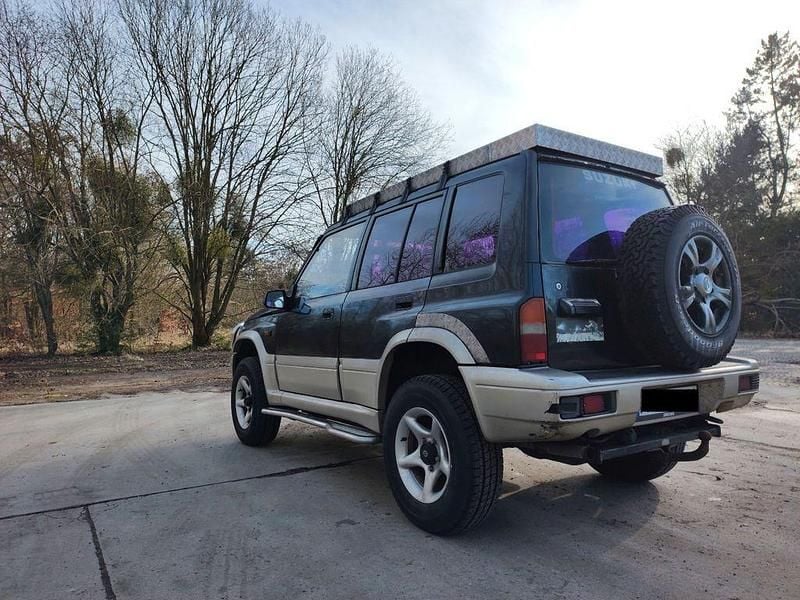 Gebraucht Suzuki Vitara 136 PS (100 kW) 1997 Schwarz SUV