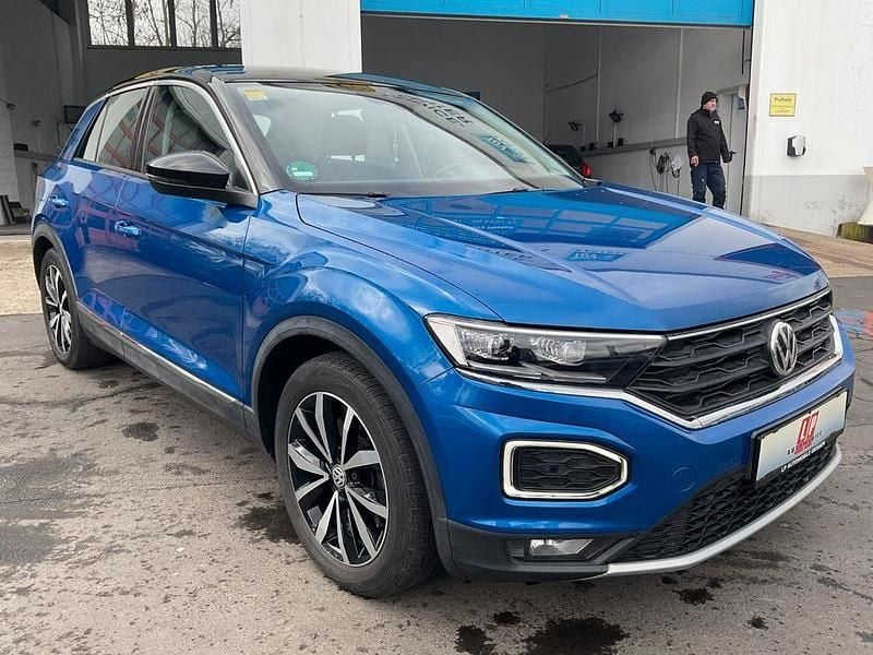 Gebraucht VW T-Roc 116 PS (85 kW) 2018 Blau SUV