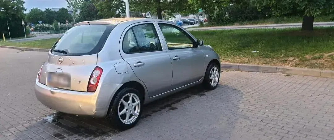 Gebraucht Nissan Micra 80 PS (58 kW) 2006 Silber Kleinwagen