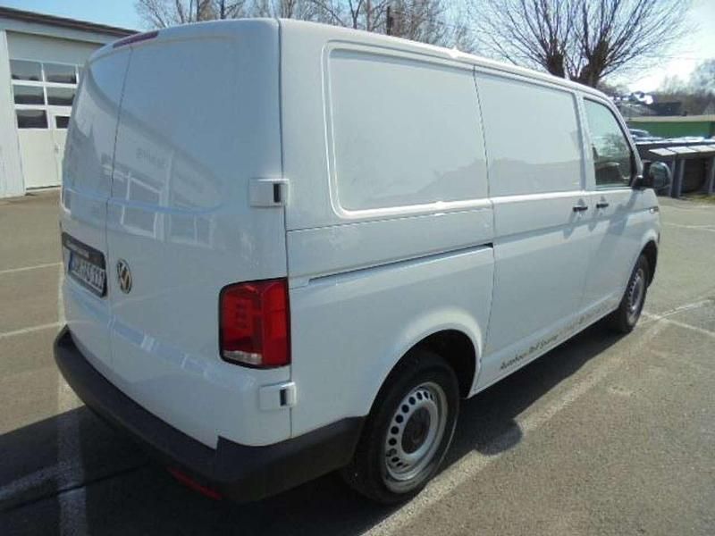 Gebraucht VW T6.1 110 PS (80 kW) 2020 Candyweiß Van