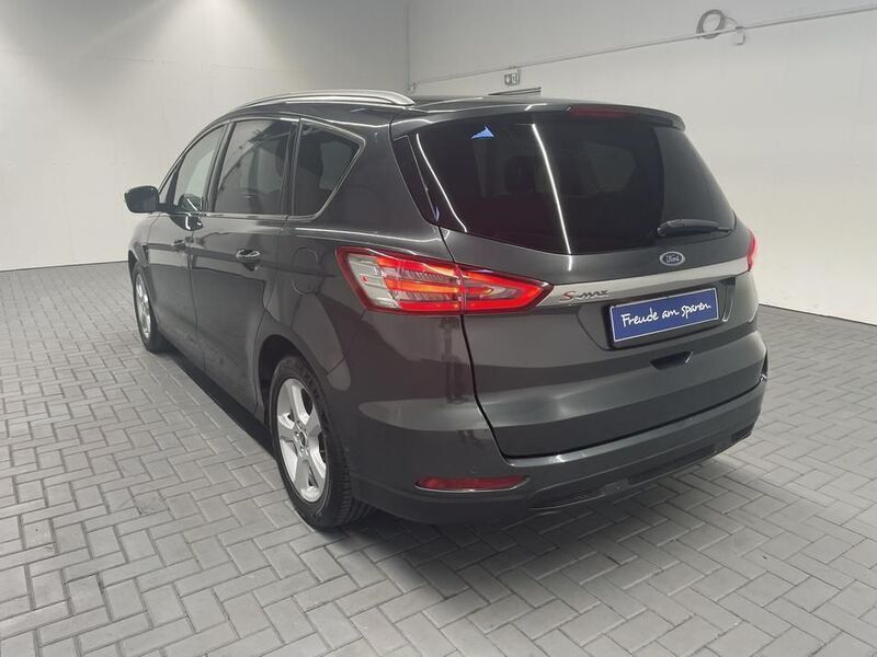 Gebraucht Ford S-MAX Titanium 150 PS (110 kW) 2016 Grün (mambagrünmet.) Van / Kleinbus