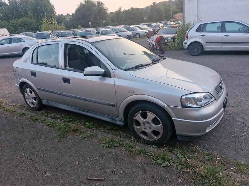 Silber Gebraucht 1999 Opel Astra Limousine | 770 € (Superpreis) - Bild 1/4