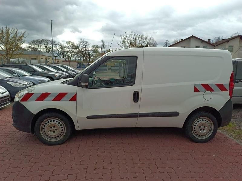 Gebraucht Opel Combo 95 PS (69 kW) 2014 Weiß Van / Kleinbus