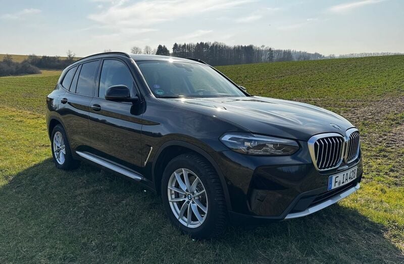 Schwarz Gebraucht 2023 BMW X3 Sport Line SUV | 39.995 € (Superpreis) - Bild 1/4