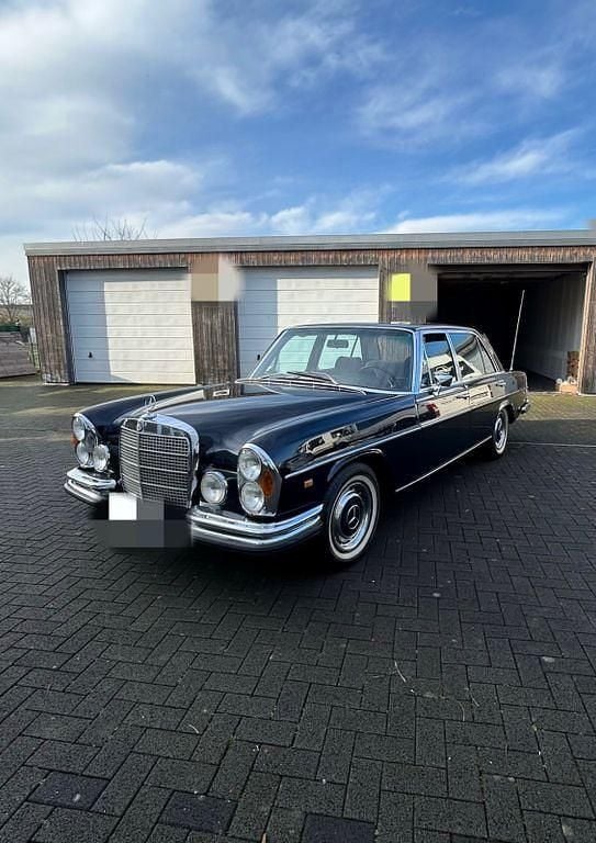 Gebraucht Mercedes 300 200 PS (147 kW) 1970 Blau Limousine