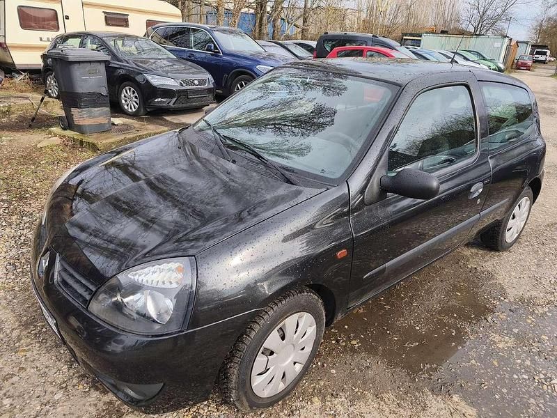 Gebraucht Renault Clio II Authentique 75 PS (55 kW) 2011 Perlmuttschwarz Kleinwagen
