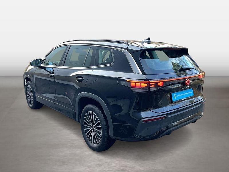 Gebraucht VW Tayron Life 193 PS (141 kW) 2025 Grenadillschwarz SUV