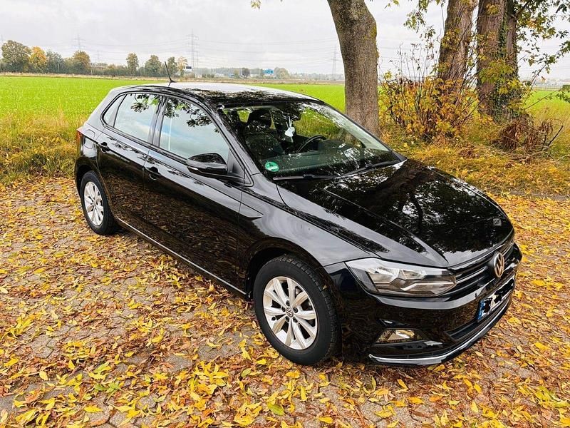 Schwarz Gebraucht 2019 VW Polo Highline Kleinwagen | 12.250 € (Fairer Preis) - Bild 1/4