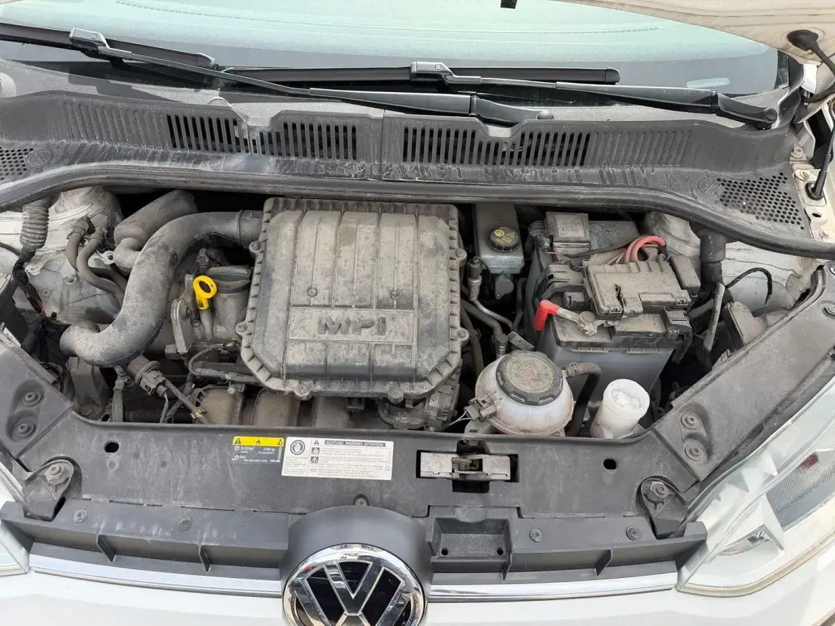 Gebraucht VW up! move up! 60 PS (44 kW) 2018 Weiß Kleinwagen