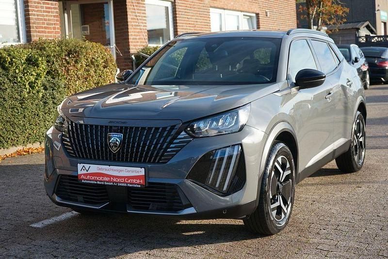 Gebraucht Peugeot 2008 Allure 131 PS (96 kW) 2025 Grau SUV