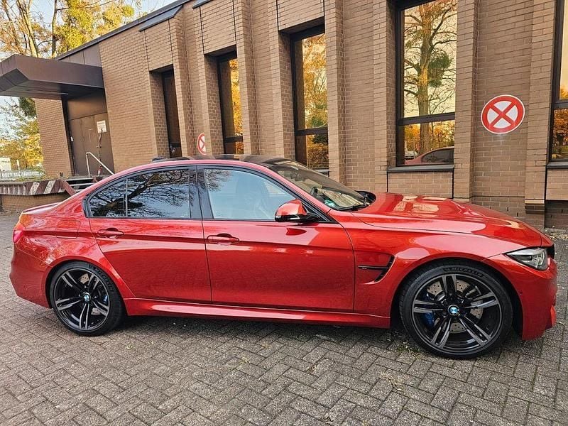 Orange Gebraucht 2018 BMW M3 Competition Edition Limousine | 59.999 € (Etwas zu teuer) - Bild 1/4