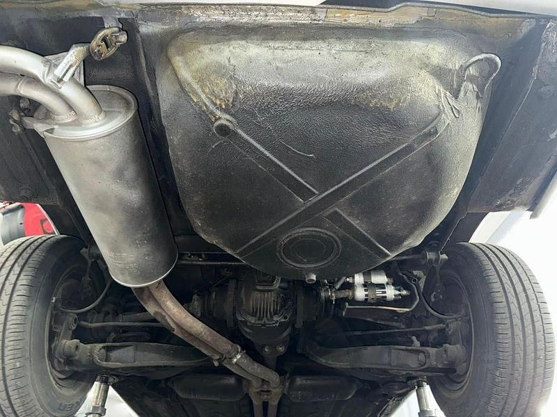 Gebraucht Mercedes 500 231 PS (169 kW) 1983 Silber Coupé