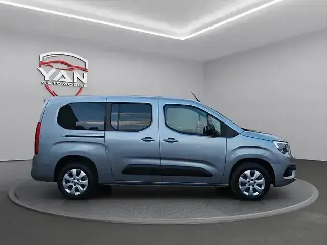 Gebraucht Opel Combo Life XL 131 PS (96 kW) 2022 Grau Van / Kleinbus
