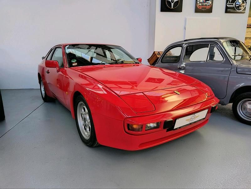 Gebraucht Porsche 944 150 PS (110 kW) 1986 Rot Coupé