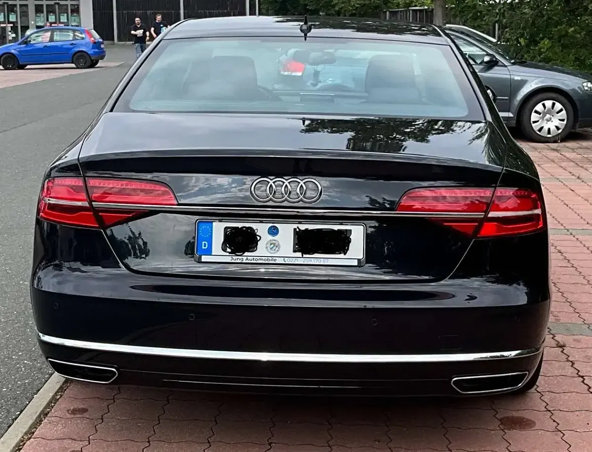 Second-hand Audi A8L 258 CP (189 kW) 2015 Negru Berlinǎ