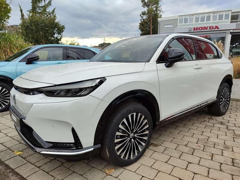 Gebraucht Honda e:Ny1 Advance 150 kW (204 PS) 2024 Platinum white pearl SUV