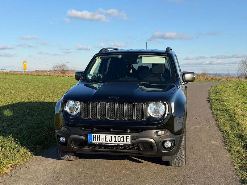 Gebraucht Jeep Renegade Trailhawk 241 PS (177 kW) 2022 Schwarz SUV