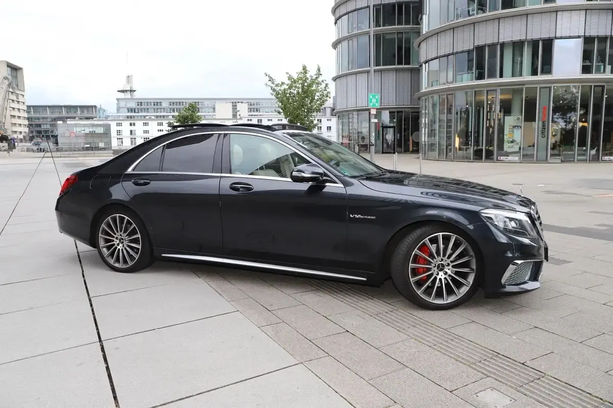 Gebraucht Mercedes S350 AMG 258 PS (189 kW) 2014 Schwarz Limousine