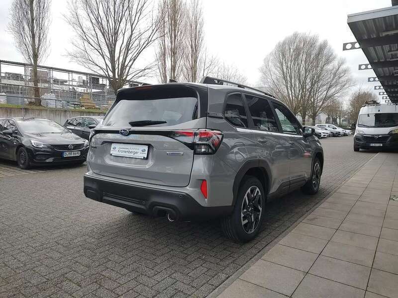 Neu Subaru Forester Exclusive+ 136 PS (100 kW) 2025 River rock pearl SUV