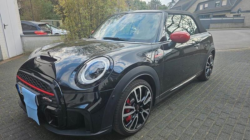 Gebraucht Mini John Cooper Works 231 PS (169 kW) 2024 Schwarz Kleinwagen