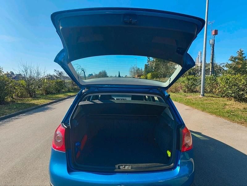 Gebraucht VW Golf IV 75 PS (55 kW) 2003 Blau Limousine