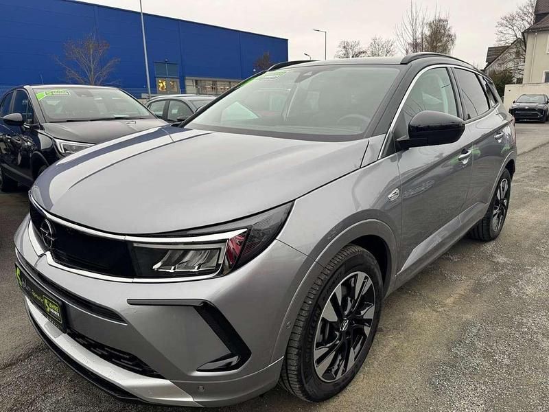 Gebraucht Opel Grandland X Elegance 181 PS (133 kW) 2023 Grau lack. SUV