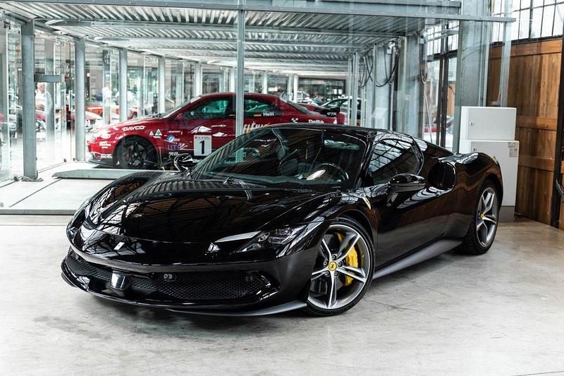 Gebraucht Ferrari 296 829 PS (609 kW) 2024 Nero ds 1250 Cabrio
