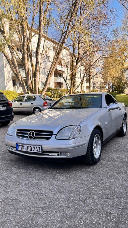 Silber Gebraucht 1999 Mercedes SLK200 Cabrio | 4.300 € (Guter Preis) - Bild 1/4