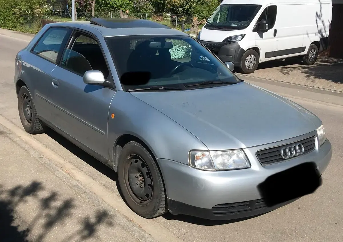 Second-hand Audi A3 150 CP (110 kW) 1999 Argintiu Hatchback