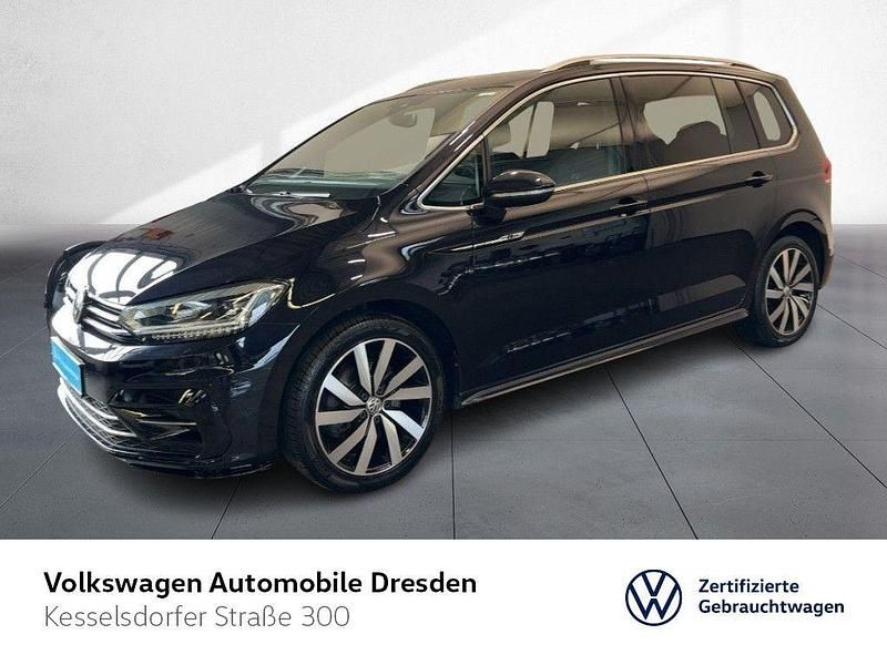 Gebraucht VW Touran Highline 150 PS (110 kW) 2020 Deep black perleffekt Van / Kleinbus