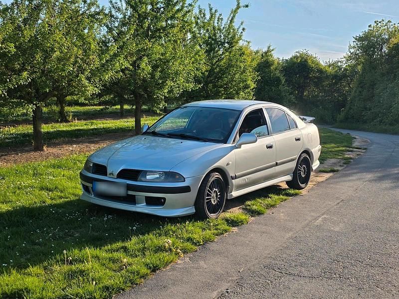 Gebraucht Mitsubishi Carisma 125 PS (91 kW) 2002 Silber Limousine