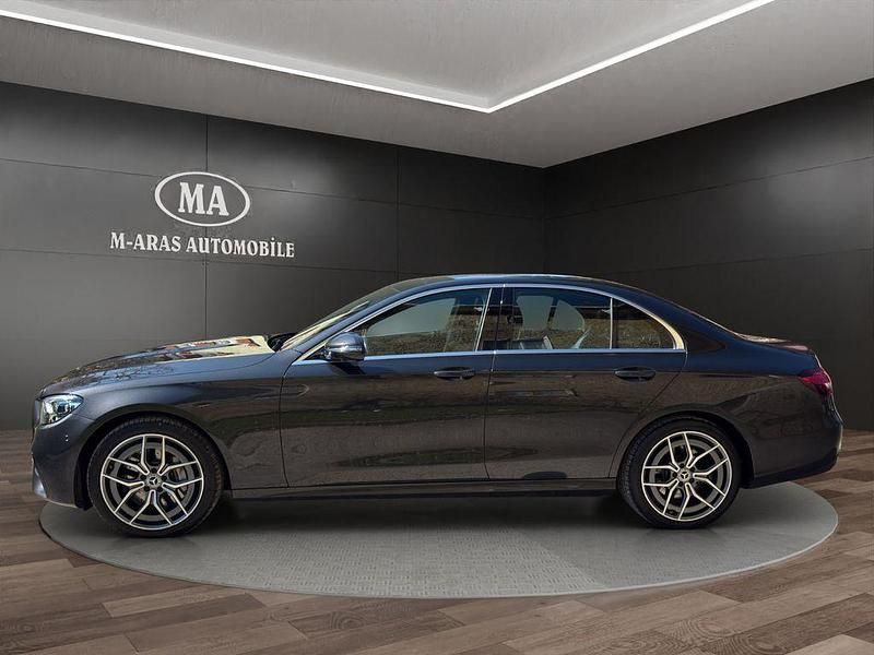 Gebraucht Mercedes E400 AMG 330 PS (242 kW) 2022 Grau Limousine