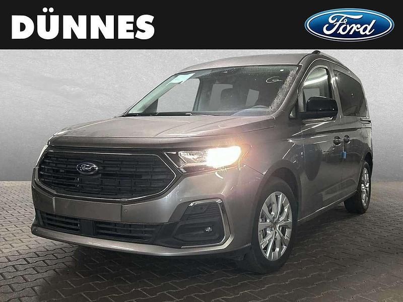 Gebraucht Ford Tourneo Titanium 122 PS (89 kW) 2025 Silber Kombi
