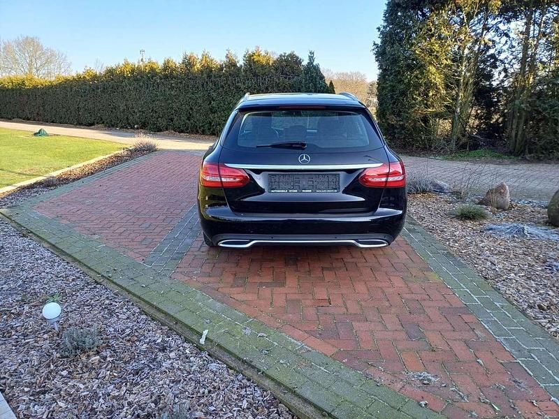 Gebraucht Mercedes C250 Edition 204 PS (150 kW) 2016 Kombi