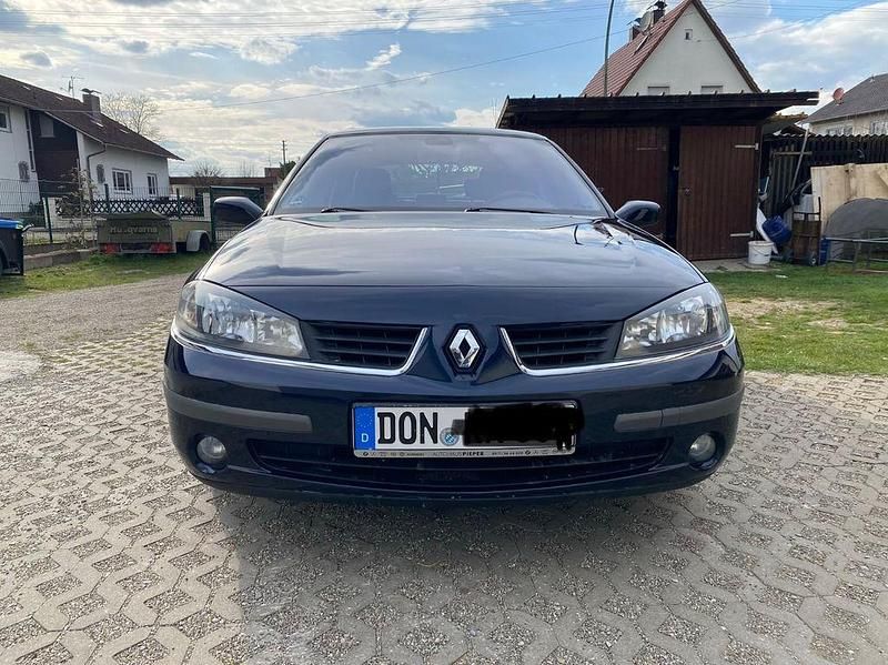 Gebraucht Renault Laguna II 111 PS (81 kW) 2006 Blau Limousine