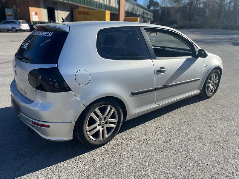 Gebraucht VW Golf V 115 PS (84 kW) 2007 Silber Kleinwagen