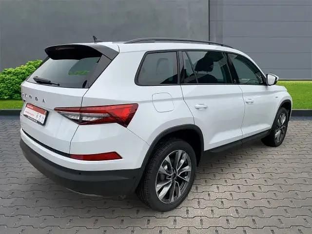 Gebraucht Skoda Kodiaq Ambition 150 PS (110 kW) 2024 Weiss SUV