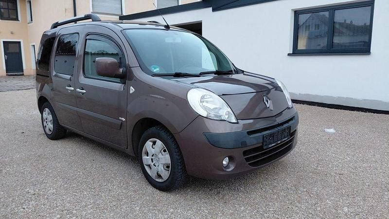 Gebraucht Renault Kangoo 106 PS (77 kW) 2012 Braun Van / Kleinbus