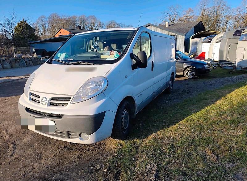 Gebraucht Nissan Primastar 115 PS (84 kW) 2013 Weiß Van / Kleinbus