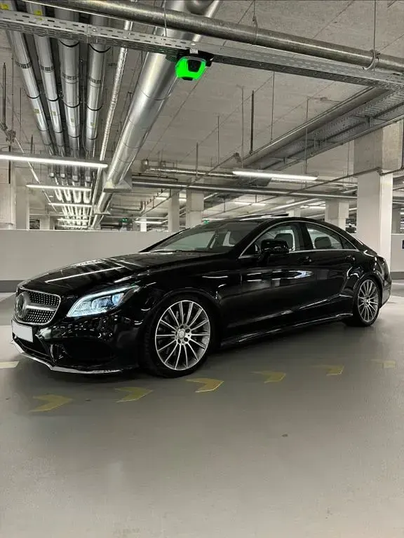 Gebraucht Mercedes CLS350 258 PS (189 kW) 2015 Schwarz Limousine