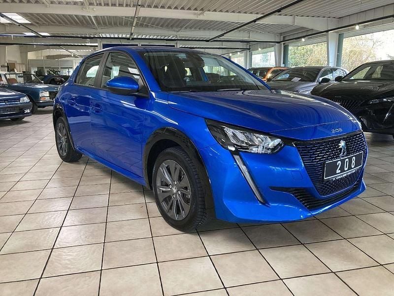 Blau Gebraucht 2021 Peugeot e-208 Active Kleinwagen | 14.700 € (Fairer Preis) - Bild 1/4