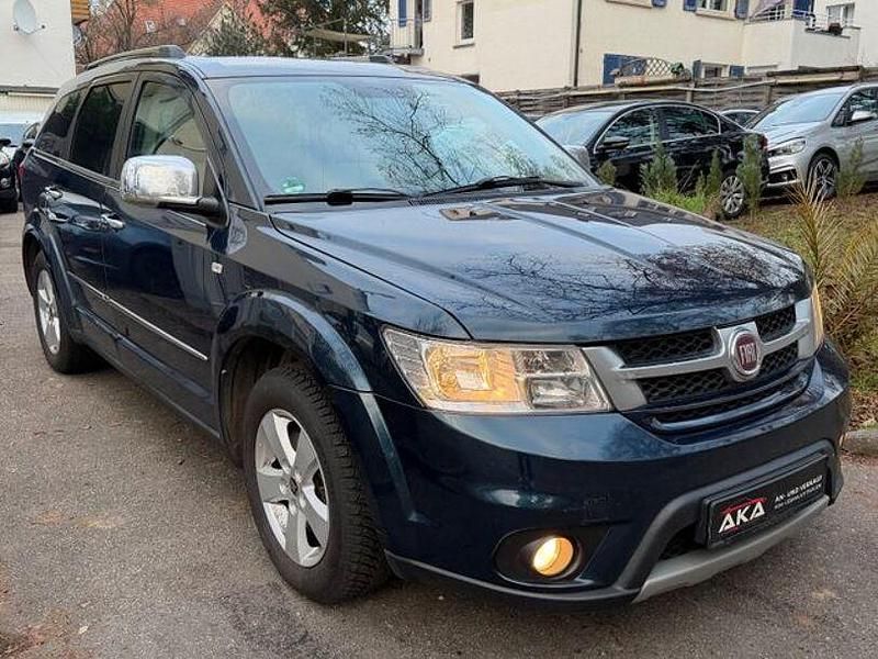 Blau Gebraucht 2013 Fiat Freemont SUV | 6.900 € (Fairer Preis) - Bild 1/4