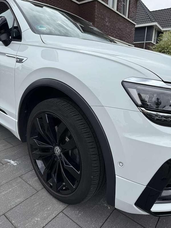 Gebraucht VW Tiguan Allspace Highline 200 PS (147 kW) 2021 Weiß SUV