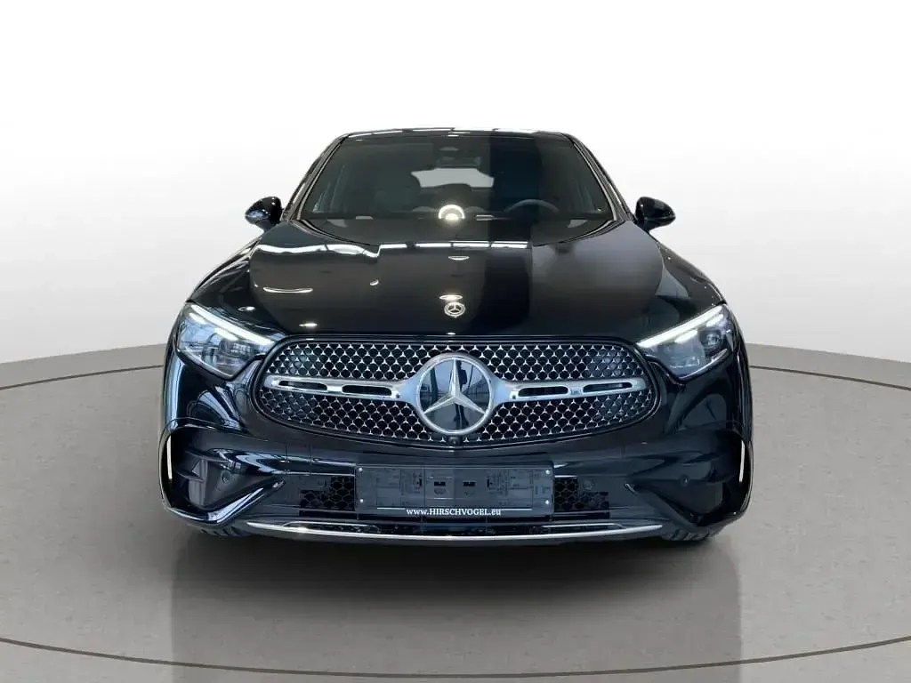 Gebraucht Mercedes GLC200 AMG line 163 PS (119 kW) 2026 Schwarz SUV