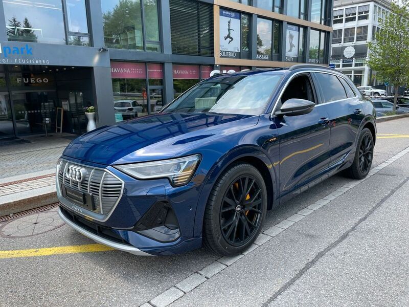 Gebraucht Audi e-tron S-Line 300 kW (408 PS) 2024 Blau SUV
