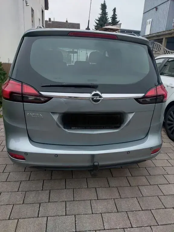 Gebraucht Opel Zafira Tourer Edition 120 PS (88 kW) 2013 Silber Van / Kleinbus