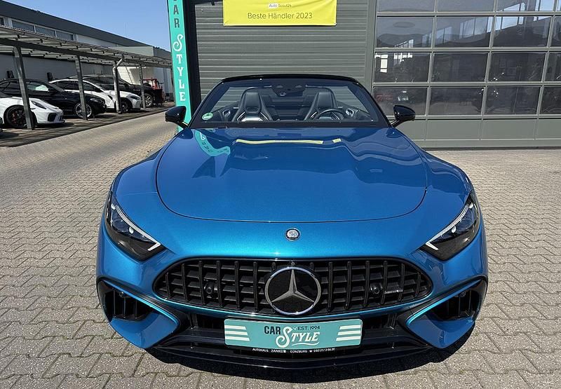 Gebraucht Mercedes SL63 AMG AMG 585 PS (430 kW) 2023 Blau metallic Cabrio