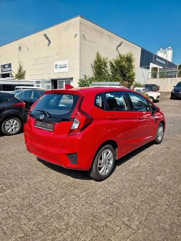 Gebraucht Honda Jazz Comfort 102 PS (75 kW) 2016 Rot Kleinwagen